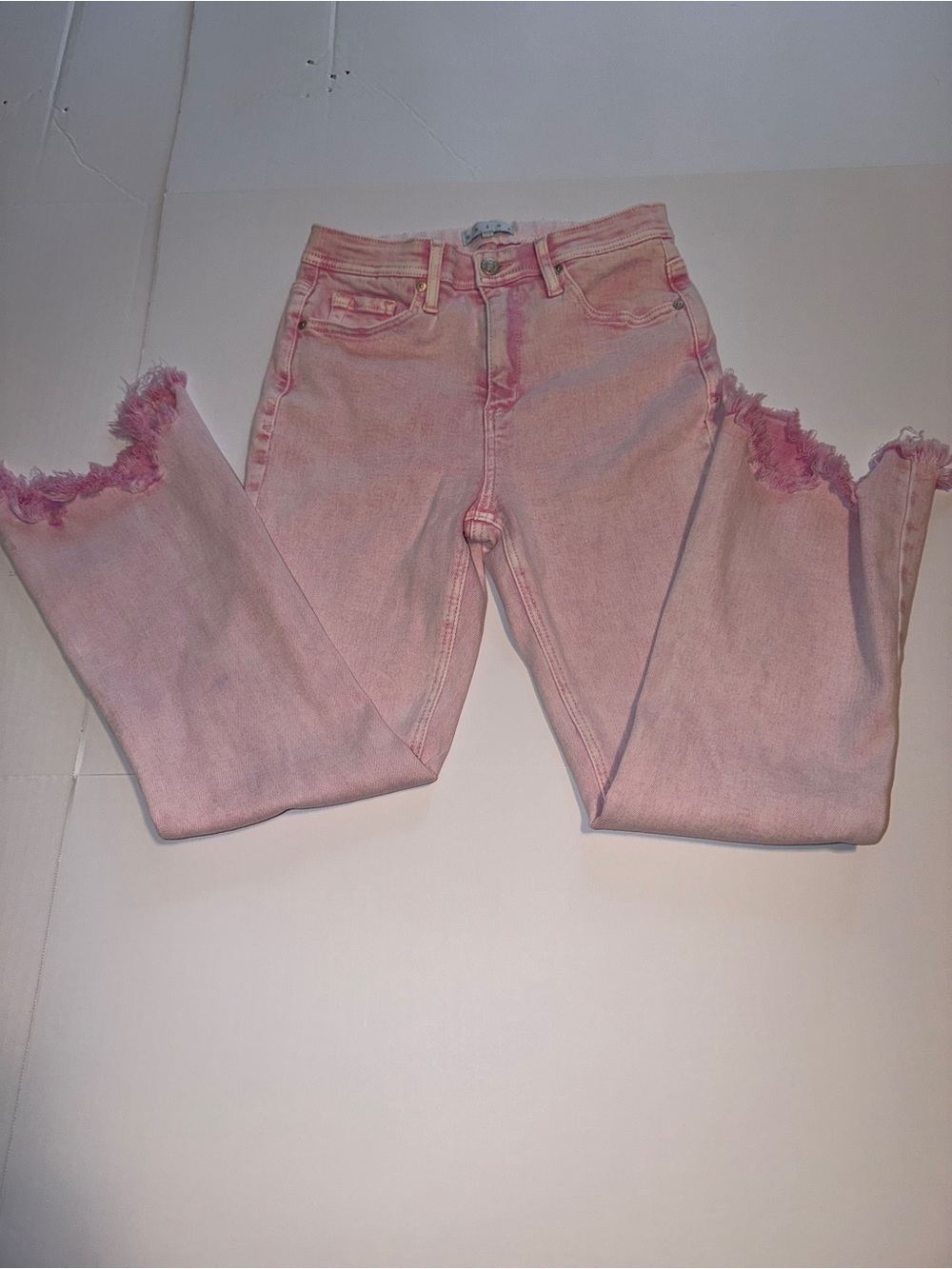 Saige pink acid wash denim jeans with ripped hem sz 7